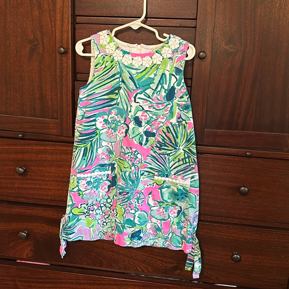 LILLY PULITZER GREEN FLORAL DRESS size 6